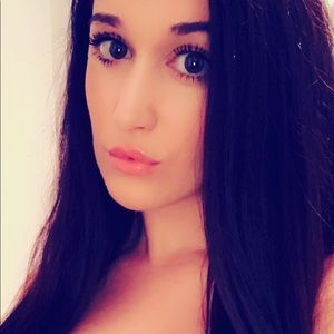 Meet your Posher, Arielle